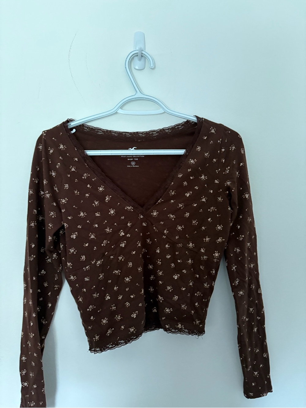 Hollister Brown Floral Lace-Trim Long Sleeve Wrap Top